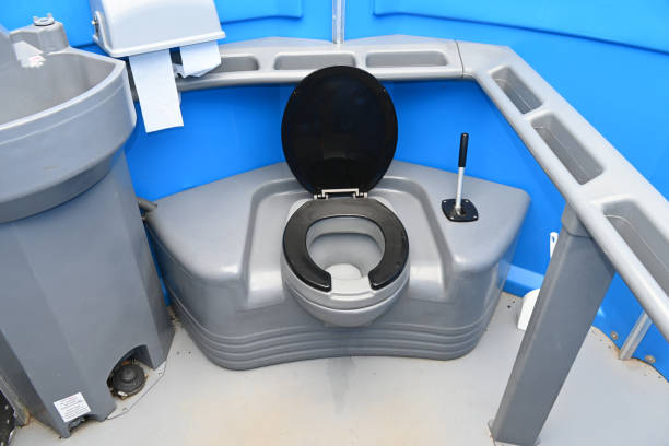 Best Portable restroom trailer rental  in Suwanee, GA